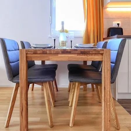 Barbara With Private Parking In The Garage * 扎达尔