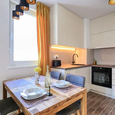 公寓 Barbara With Private Parking In The Garage