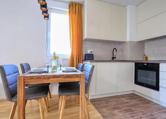 Apartman Barbara With Private Parking In The Garage